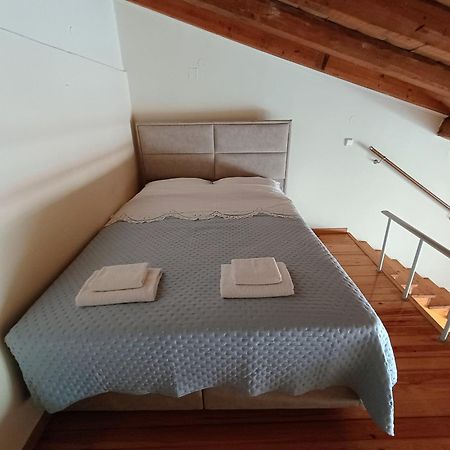 Mary'S Bright Apartment - Corfu Old Town ภายนอก รูปภาพ