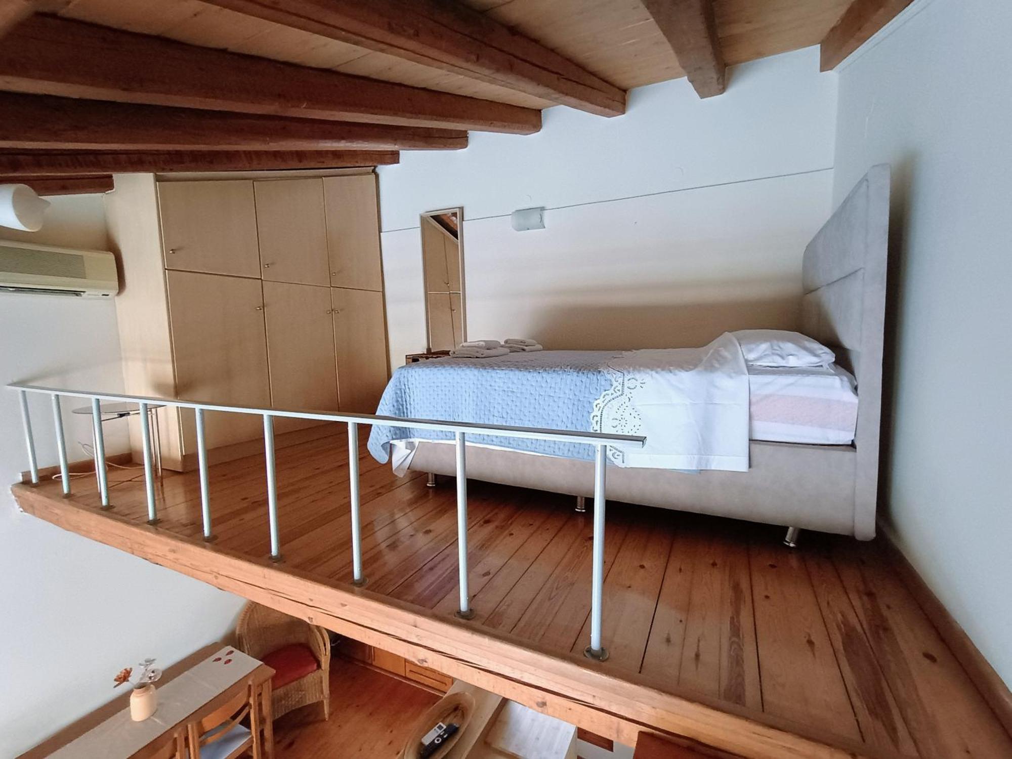 Mary'S Bright Apartment - Corfu Old Town ภายนอก รูปภาพ