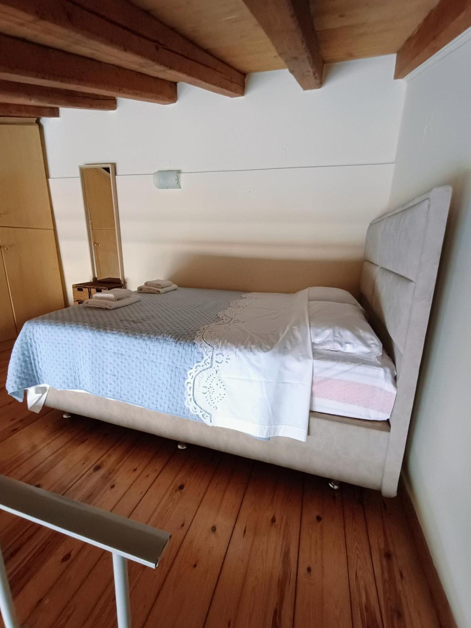 Mary'S Bright Apartment - Corfu Old Town ภายนอก รูปภาพ